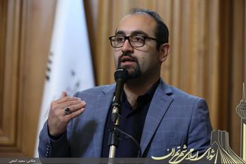 عضو کمیسیون فرهنگی اجتماعی شورای شهر تهران خبر داد پله برقی مترو شادمان تا قبل از پایان تابستان نصب می شود